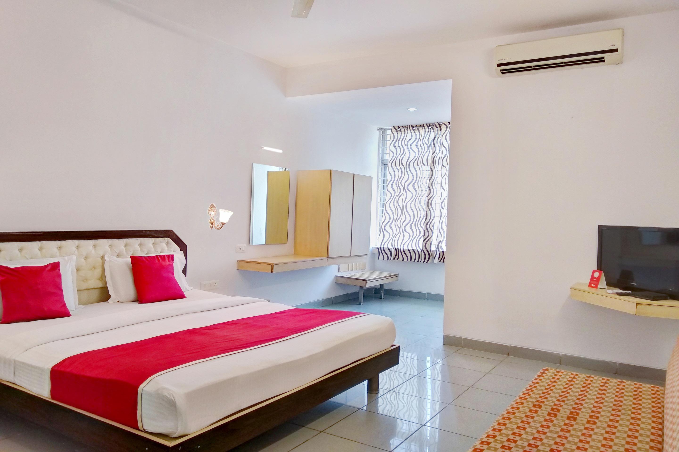 Oyo 10884 Pavana Residency Bangalore Exterior photo