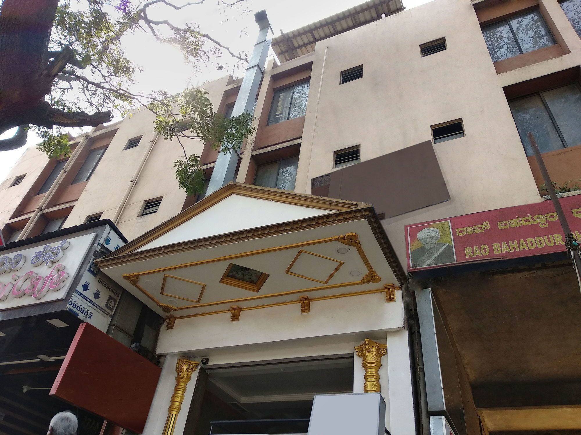 Oyo 10884 Pavana Residency Bangalore Exterior photo